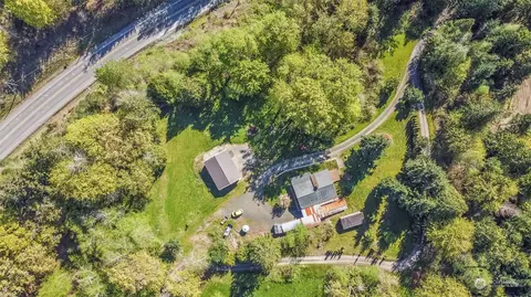 100 E Toni Smith Ln, Allyn, WA 98524