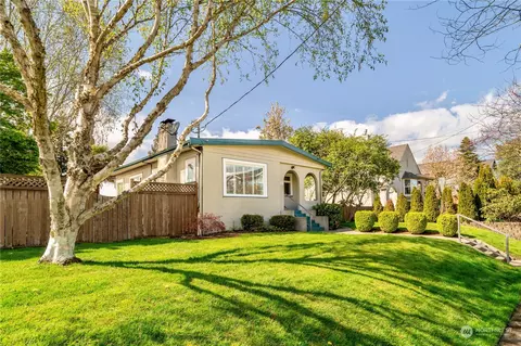 8321 25th Ave NW, Seattle, WA 98117