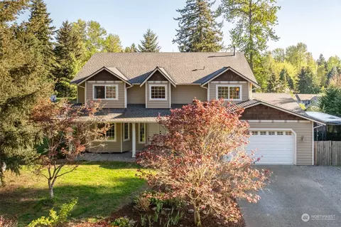 19215 108th St E, Bonney Lake, WA 98391