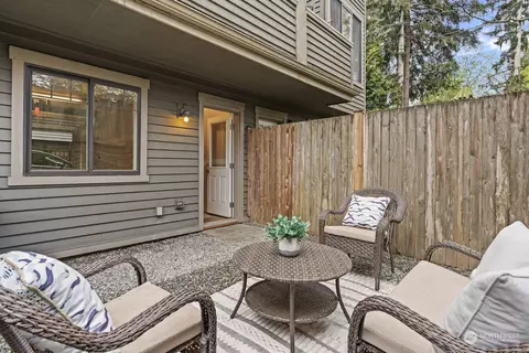 1017 NE 125th St #B, Seattle, WA 98125