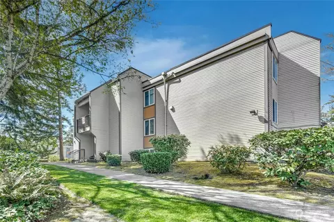 14645 NE 34th St #C 5, Bellevue, WA 98007