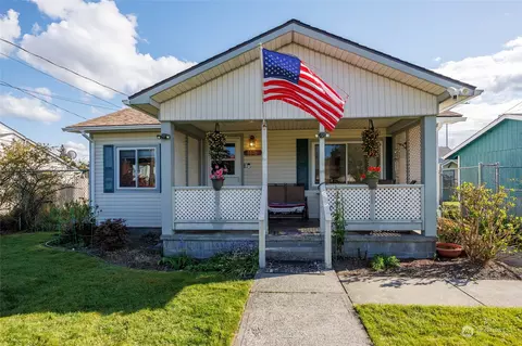 1676 S 55th St, Tacoma, WA 98408
