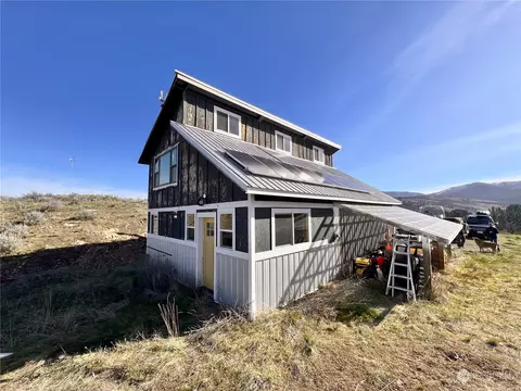 9 Hammer Mt Rd, Republic, WA 99166