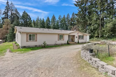 2026 SE Yakima St, Port Orchard, WA 98367