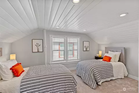 Bedroom - 3630 Rockefeller Ave, Everett, WA 98201 photo 5 of 6