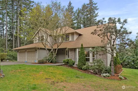 1248 NW Selbo Rd, Bremerton, WA 98311