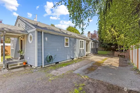 Exterior - 7 E Mcgill Ave, Everett, WA 98208 photo 2 of 9