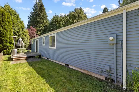 Exterior - 7 E Mcgill Ave, Everett, WA 98208 photo 3 of 9