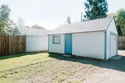 Exterior - 630 Juniper St, Walla Walla, WA 99362 photo 7 of 9