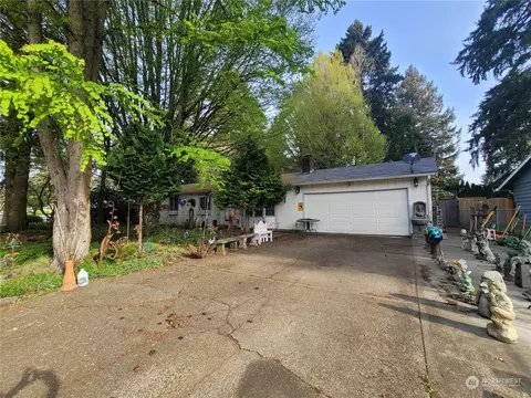 12210 NE 33rd St, Vancouver, WA 98682