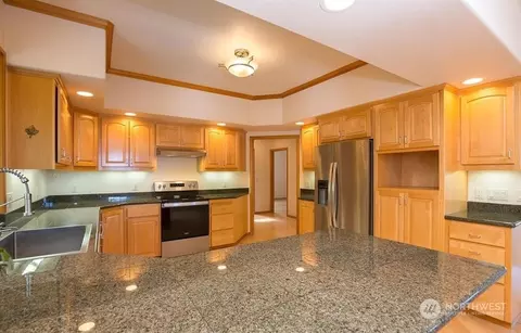 Kitchen - 51 Sapphire Pl, Sequim, WA 98382 photo 3 of 4
