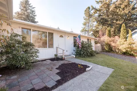 2765 SE Converse Cir, Port Orchard, WA 98366