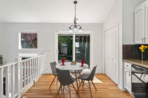 Dining - 5506 138th Pl SE, Everett, WA 98208 photo 2 of 3