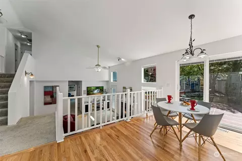 Dining - 5506 138th Pl SE, Everett, WA 98208 photo 3 of 3