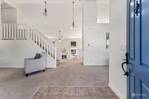 Entry Way - 5506 138th Pl SE, Everett, WA 98208 photo 1 of 4