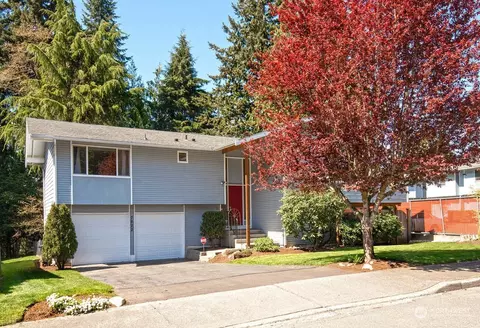 7822 Timber Hill Dr, Everett, WA 98203
