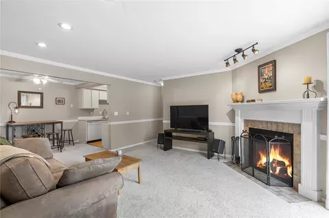 21301 52nd Ave W #B209, Mountlake Terrace, WA 98043