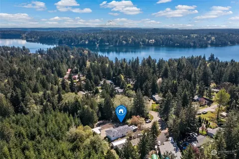 View/Area - 10 E Sea Vista Ct, Grapeview, WA 98546 photo 4 of 7