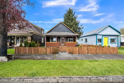 1223 Chenault Ave, Hoquiam, WA 98550