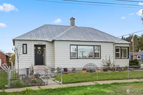 215 Peoh Ave, Cle Elum, WA 98922