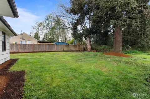 Exterior - 15 112th St SE, Everett, WA 98208 photo 4 of 9