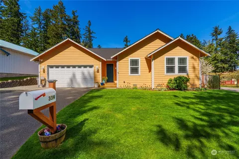 339 Goldenrod St, Port Orchard, WA 98366