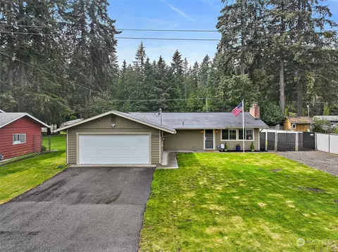 2598 SE Pine Tree Dr SE, Port Orchard, WA 98366
