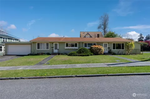 1302 Grant St, Bellingham, WA 98225