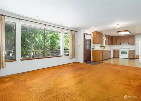 Living - 334 Dungeness Mdws, Sequim, WA 98382 photo 1 of 8