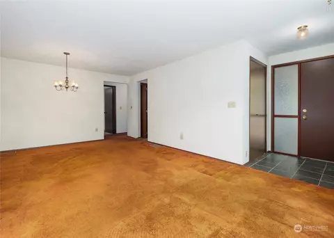 Living - 334 Dungeness Mdws, Sequim, WA 98382 photo 5 of 8
