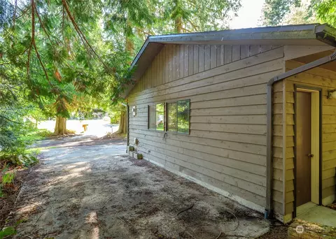 Exterior - 334 Dungeness Mdws, Sequim, WA 98382 photo 3 of 7