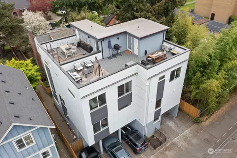 6325 34th Ave SW #C, Seattle, WA 98126