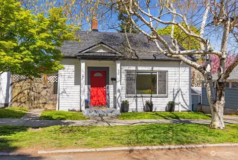 516 W Howe St, Seattle, WA 98119