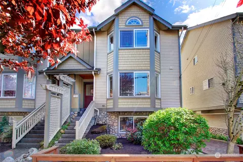 721 N 43rd St, Seattle, WA 98103