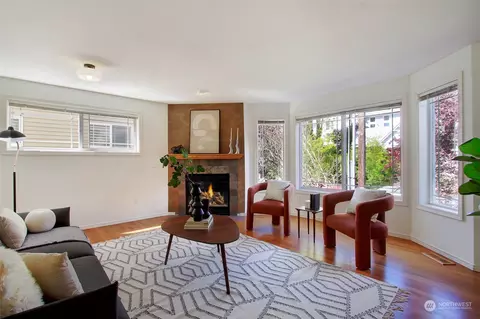 Living - 721 N 43rd St, Seattle, WA 98103 photo 4 of 4
