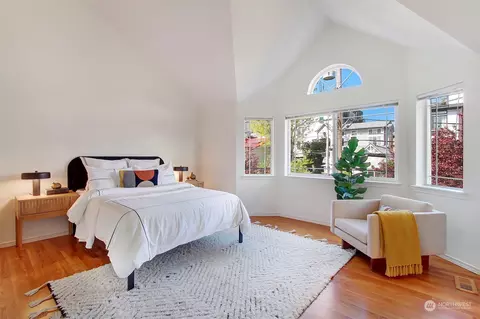 Bedroom - 721 N 43rd St, Seattle, WA 98103 photo 1 of 5