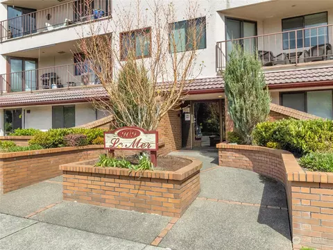 909 N I St #402, Tacoma, WA 98403