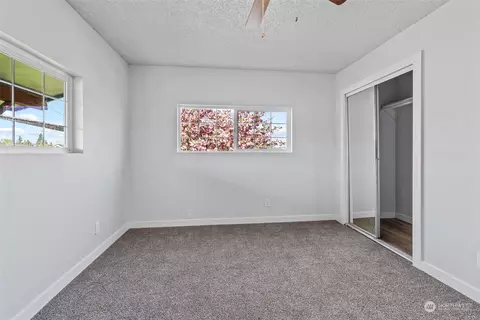 Bedroom - 340 23rd Ave, Longview, WA 98632 photo 1 of 1