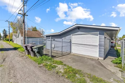 Exterior - 340 23rd Ave, Longview, WA 98632 photo 10 of 10