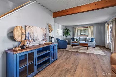 Other - 340 23rd Ave, Longview, WA 98632 photo 2 of 7