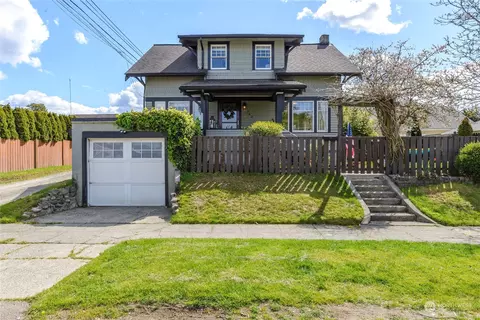 762 S 59th St, Tacoma, WA 98408