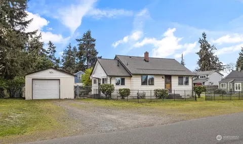 11404 Alaska St S, Tacoma, WA 98444