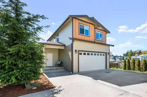 7649 Parkland Dr, Blaine, WA 98230