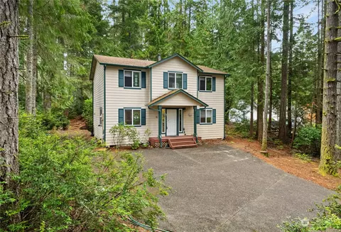 81 E Way To Tipperary, Shelton, WA 98584