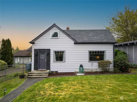 1725 SW 6th, Puyallup, WA 98371