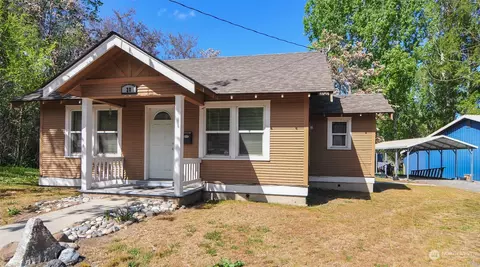 28 Beuzer St, Wenatchee, WA 98801