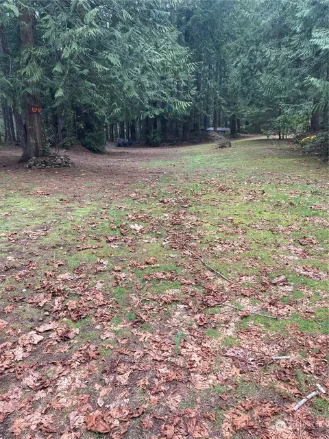 5900 N Lake Cushman Rd, Hoodsport, WA 98548