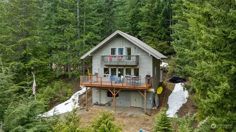 111 Winter Park Ln, Easton, WA 98925
