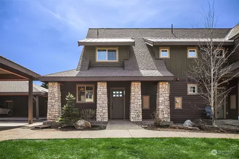 121 Big Hill Dr, Cle Elum, WA 98922