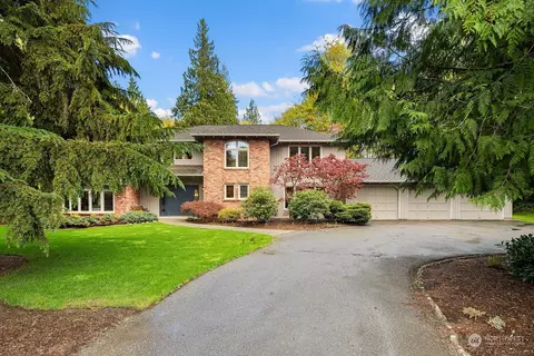 1810 203rd Ave SE, Sammamish, WA 98075